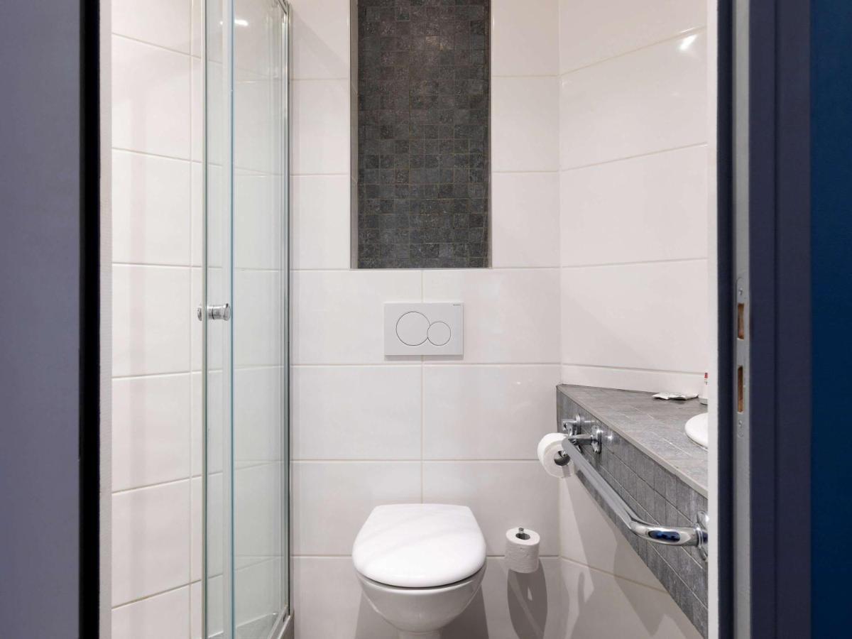 Ibis Budget Lyon Est Saint Quentin Fallavier Exteriör bild