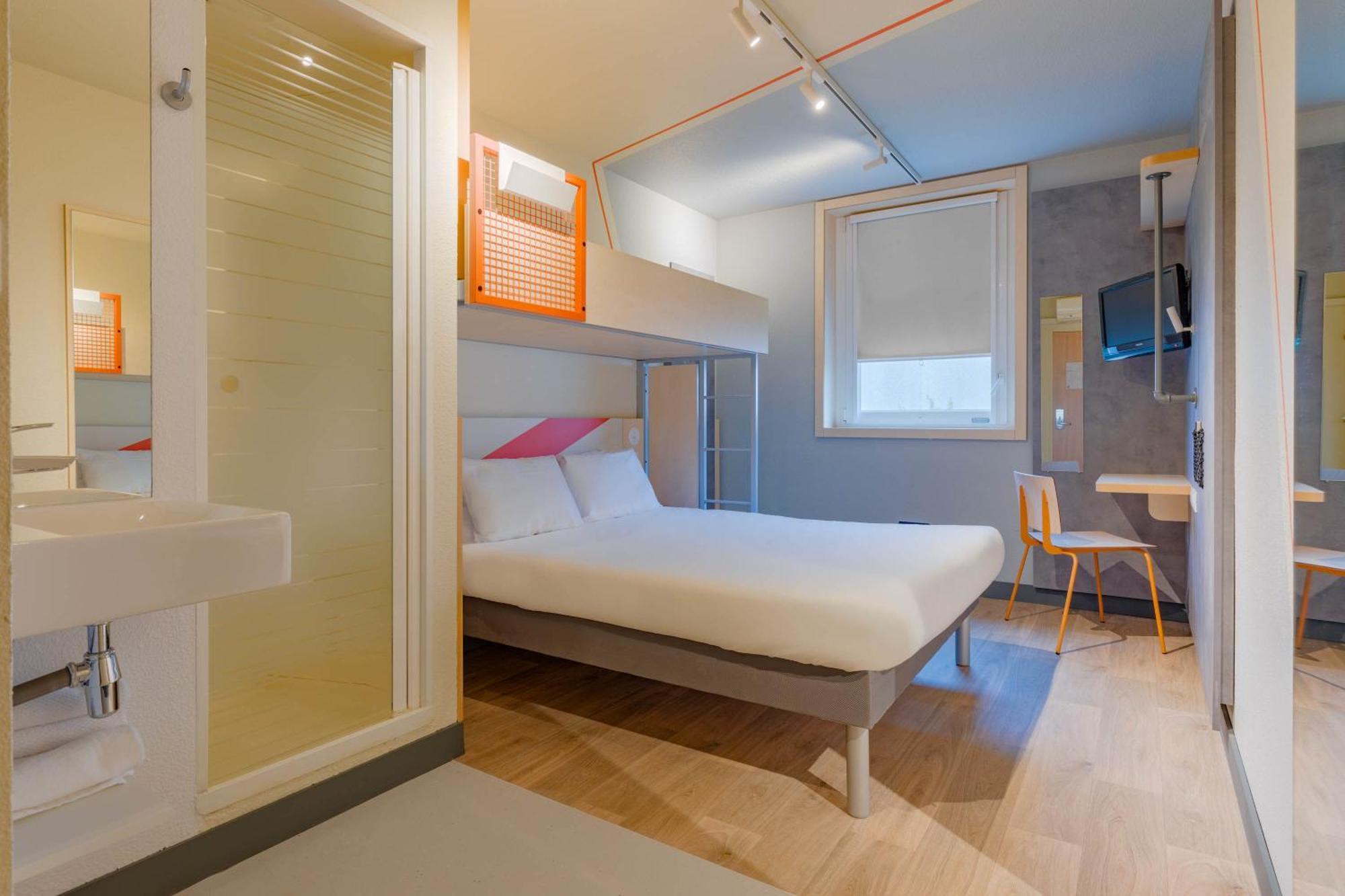 Ibis Budget Lyon Est Saint Quentin Fallavier Exteriör bild