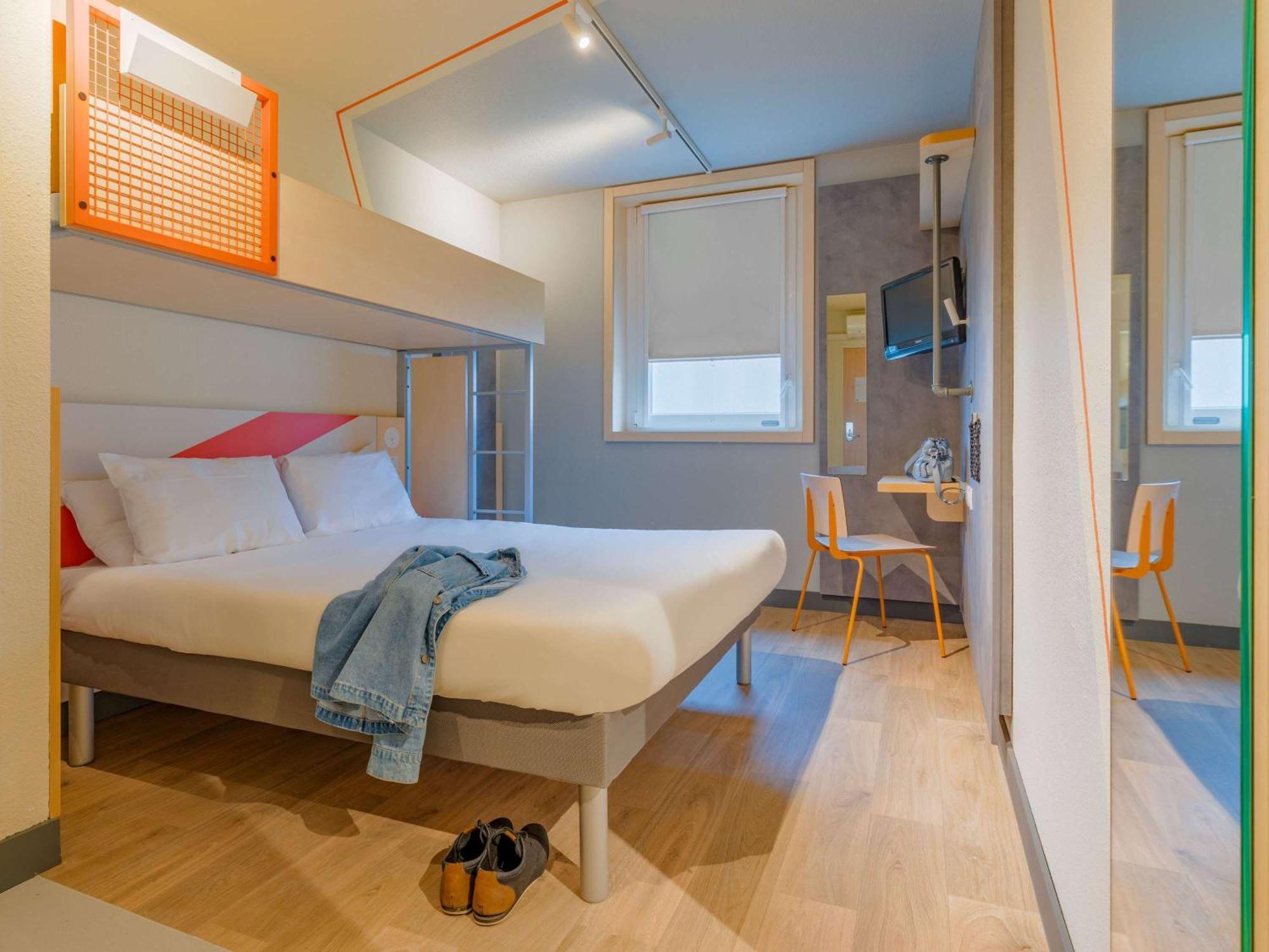 Ibis Budget Lyon Est Saint Quentin Fallavier Exteriör bild